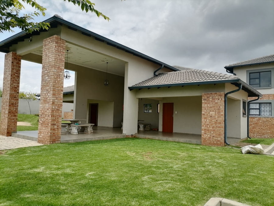 3 Bedroom Property for Sale in Noordwyk Gauteng