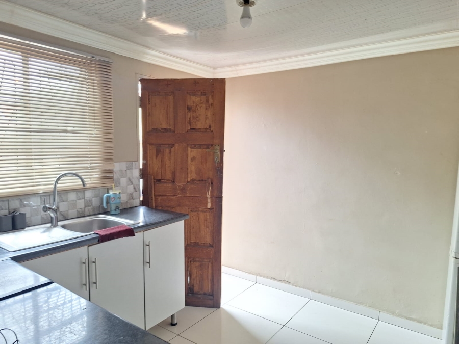 2 Bedroom Property for Sale in Soshanguve K Gauteng