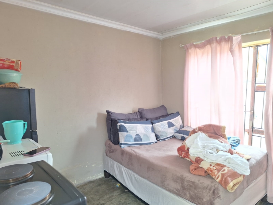 2 Bedroom Property for Sale in Soshanguve K Gauteng