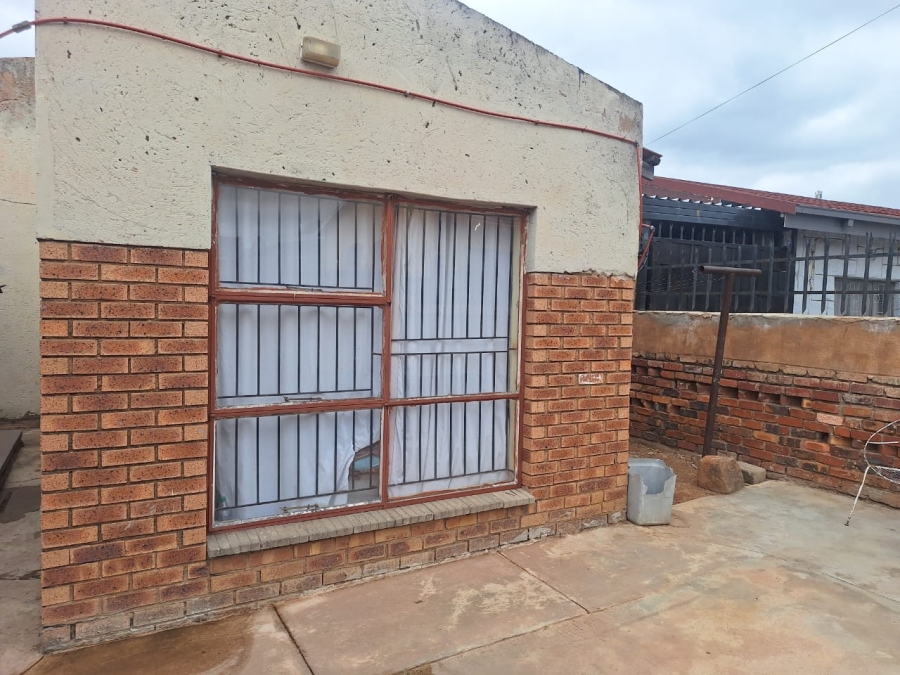 2 Bedroom Property for Sale in Soshanguve K Gauteng