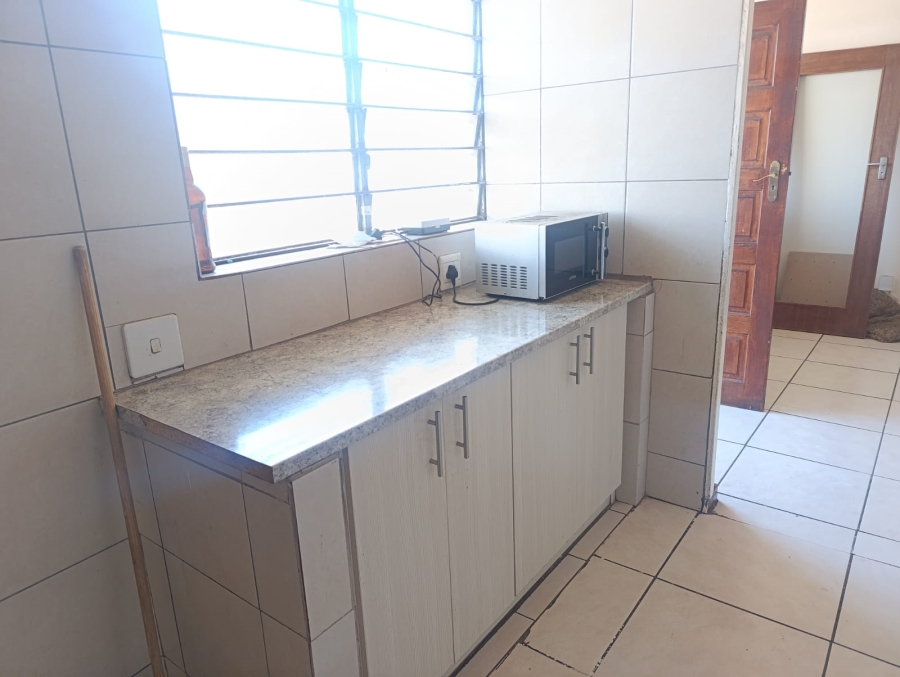 2 Bedroom Property for Sale in Sunnyside Gauteng