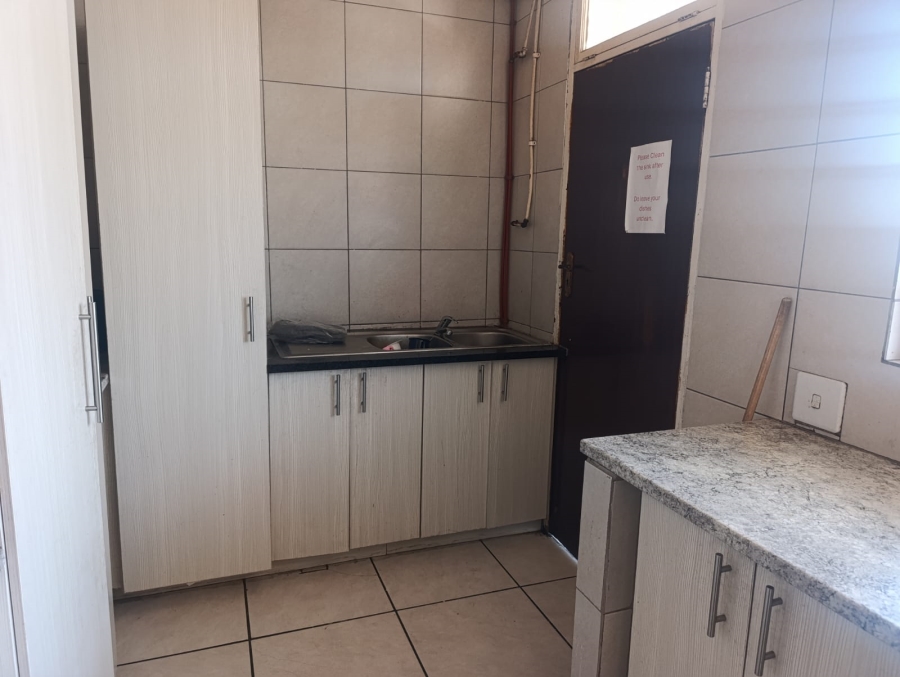 2 Bedroom Property for Sale in Sunnyside Gauteng