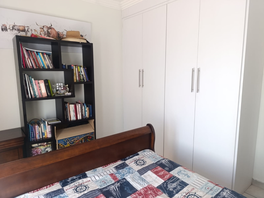 2 Bedroom Property for Sale in Pretoria North Gauteng