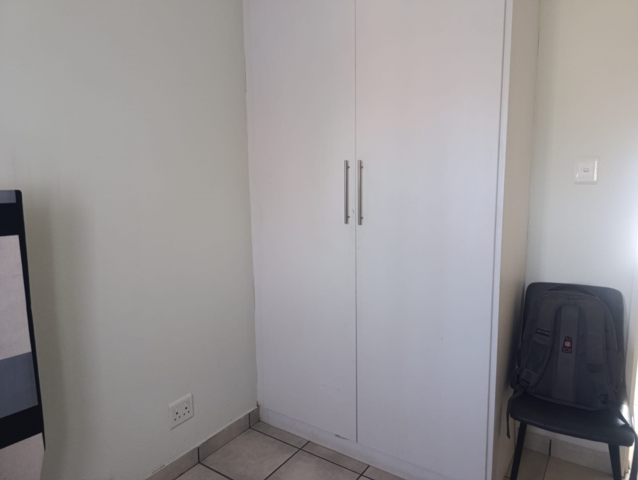 2 Bedroom Property for Sale in Pretoria North Gauteng