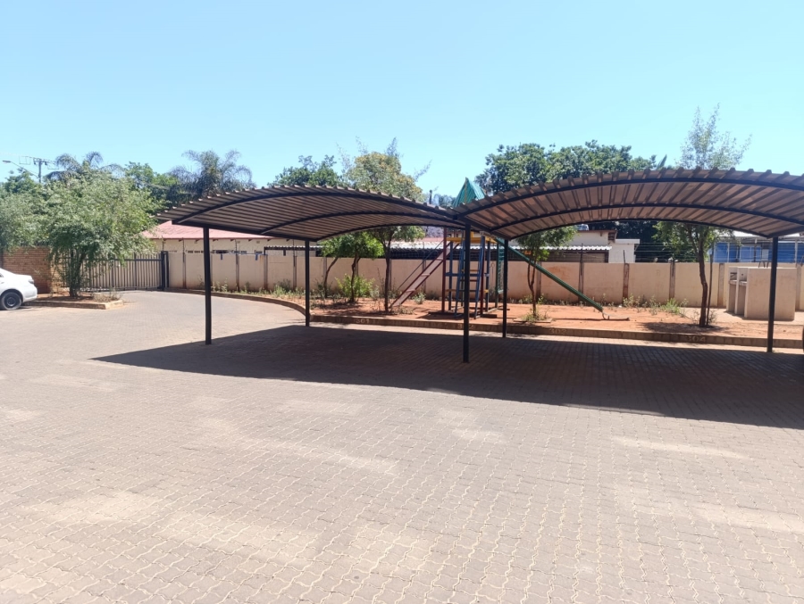 2 Bedroom Property for Sale in Pretoria North Gauteng