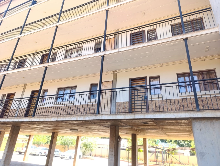 2 Bedroom Property for Sale in Pretoria North Gauteng