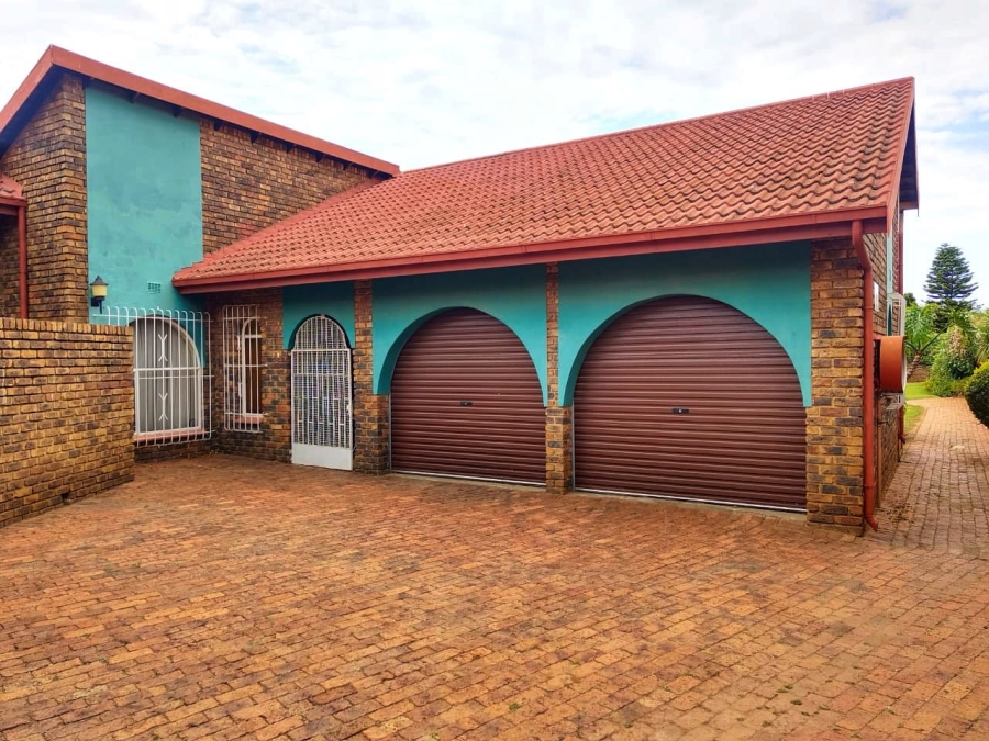 2 Bedroom Property for Sale in Birchleigh North Gauteng
