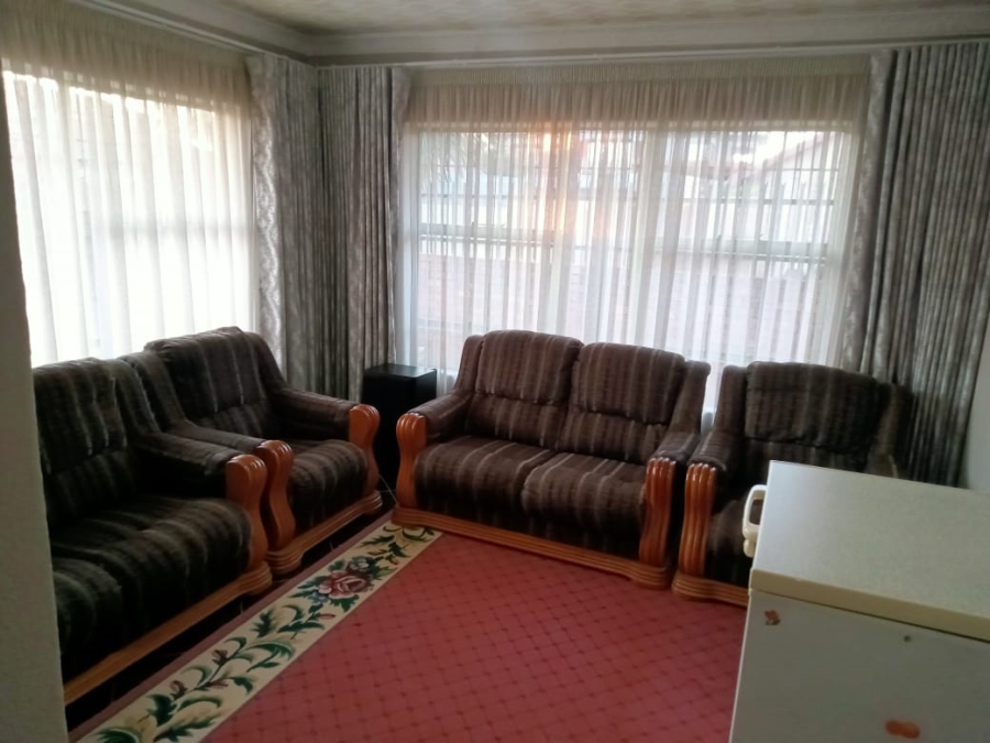 4 Bedroom Property for Sale in Soshanguve East Gauteng
