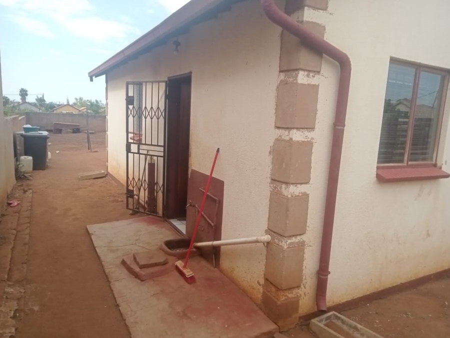 2 Bedroom Property for Sale in Soshanguve B Gauteng