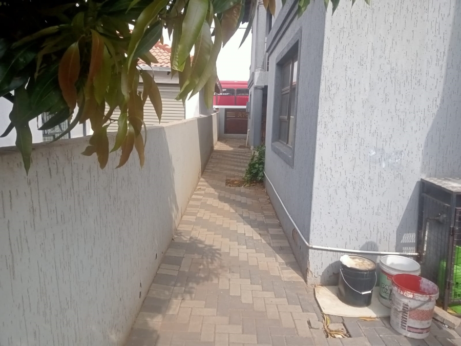 4 Bedroom Property for Sale in Soshanguve XX Gauteng