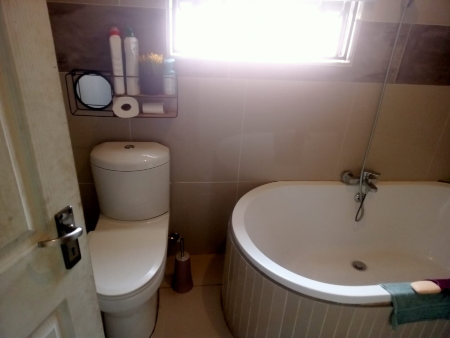 4 Bedroom Property for Sale in Soshanguve XX Gauteng