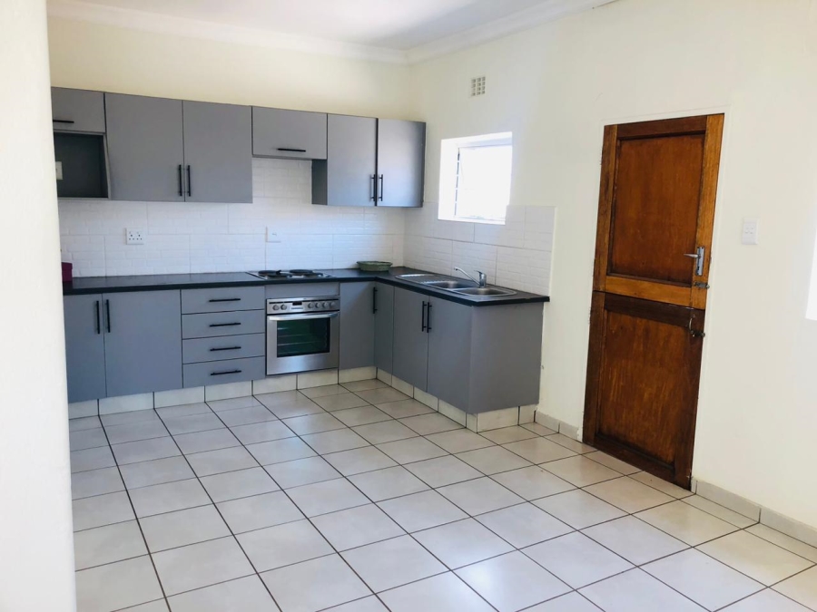4 Bedroom Property for Sale in East Geduld Gauteng