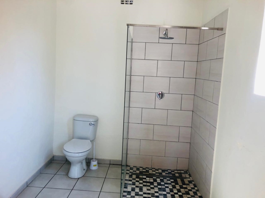 4 Bedroom Property for Sale in East Geduld Gauteng