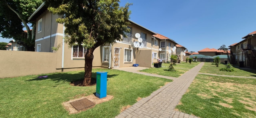 2 Bedroom Property for Sale in Comet Gauteng