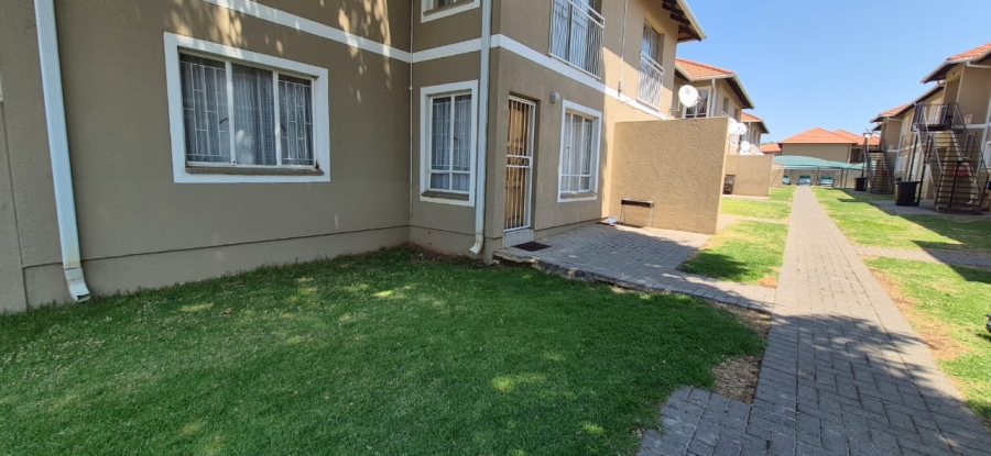 2 Bedroom Property for Sale in Comet Gauteng