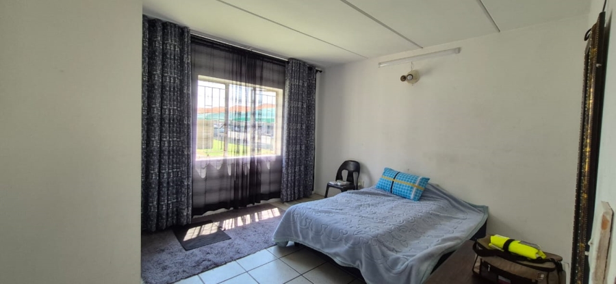 2 Bedroom Property for Sale in Comet Gauteng