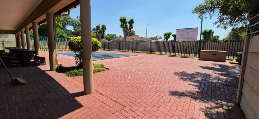 2 Bedroom Property for Sale in Comet Gauteng