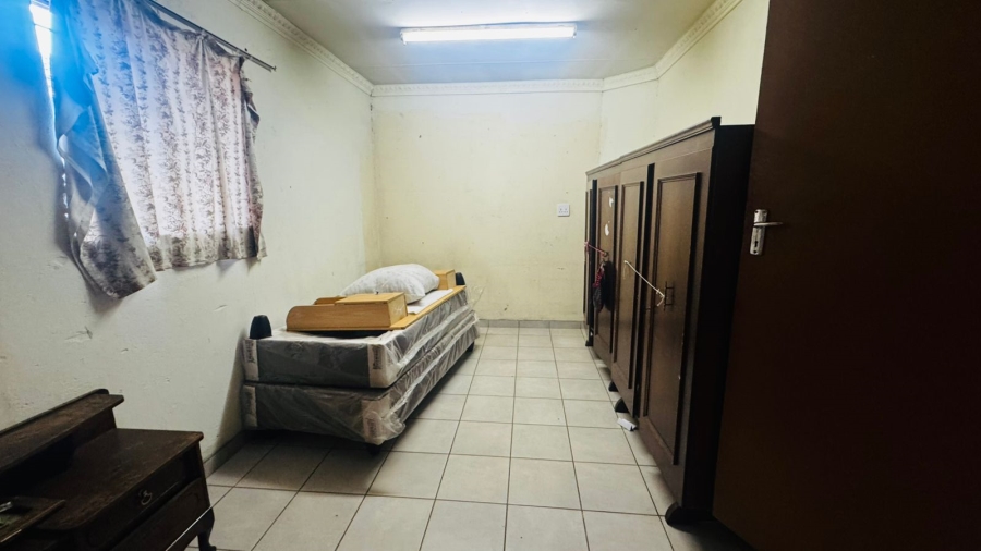 3 Bedroom Property for Sale in Protea North Gauteng