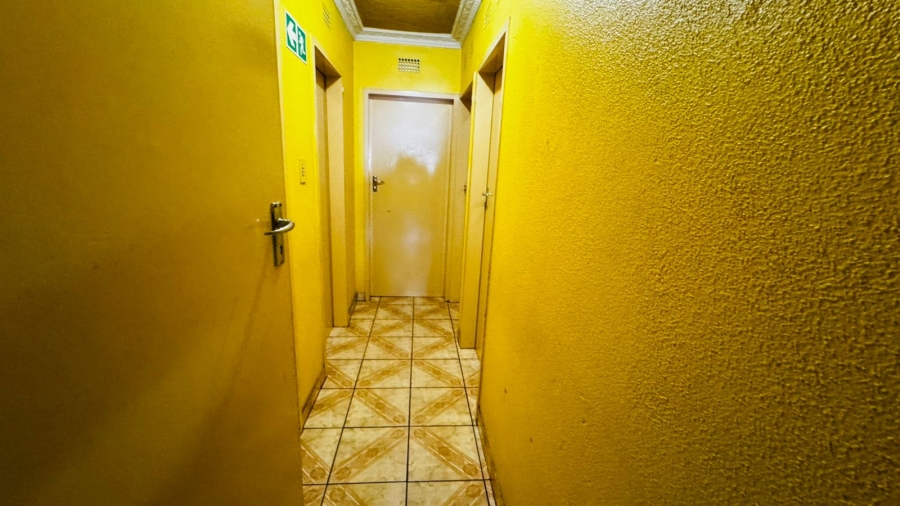 3 Bedroom Property for Sale in Protea North Gauteng