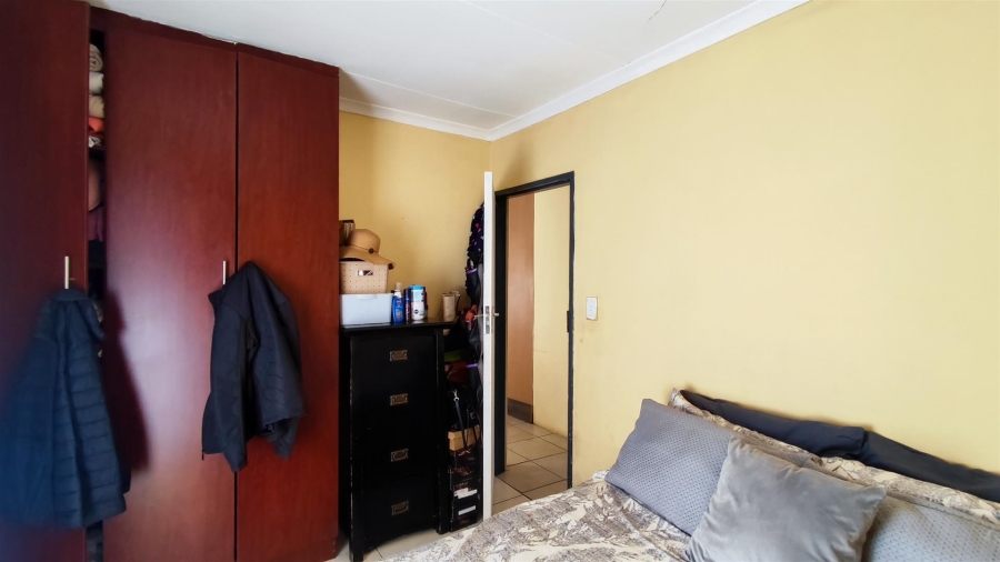 3 Bedroom Property for Sale in Crystal Park Gauteng