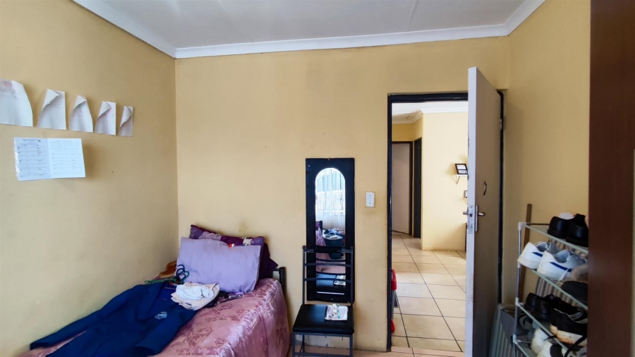 3 Bedroom Property for Sale in Crystal Park Gauteng