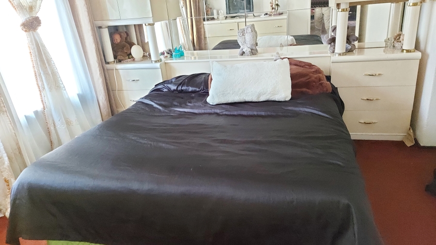 3 Bedroom Property for Sale in Crystal Park Gauteng