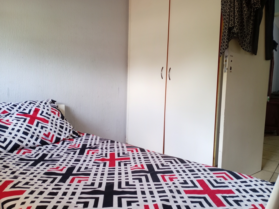 2 Bedroom Property for Sale in Pretoria West Gauteng