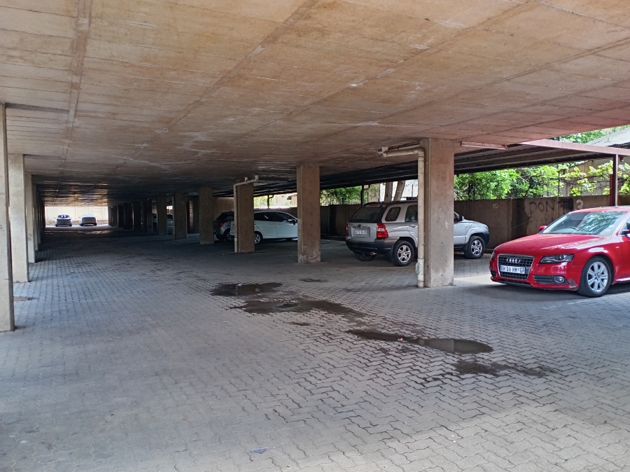 2 Bedroom Property for Sale in Pretoria West Gauteng