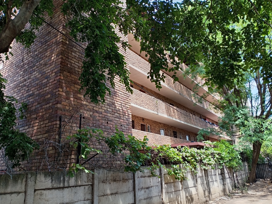 2 Bedroom Property for Sale in Pretoria West Gauteng