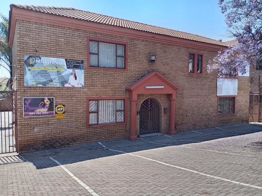 To Let commercial Property for Rent in Laudium Gauteng
