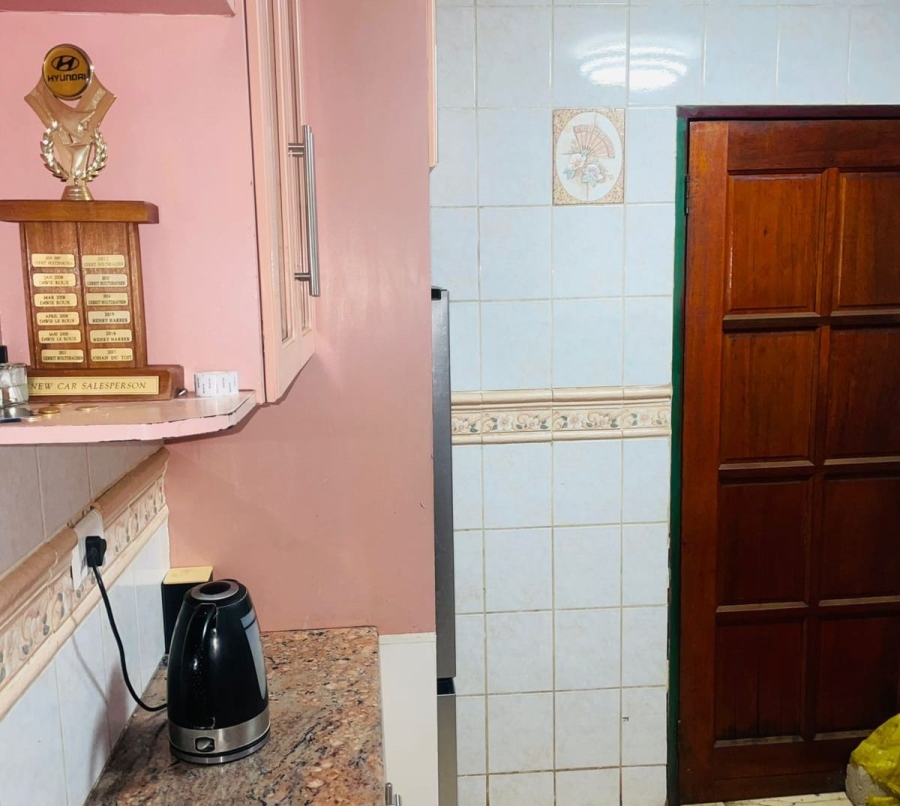 2 Bedroom Property for Sale in Soshanguve XX Gauteng