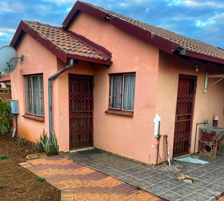 2 Bedroom Property for Sale in Soshanguve XX Gauteng