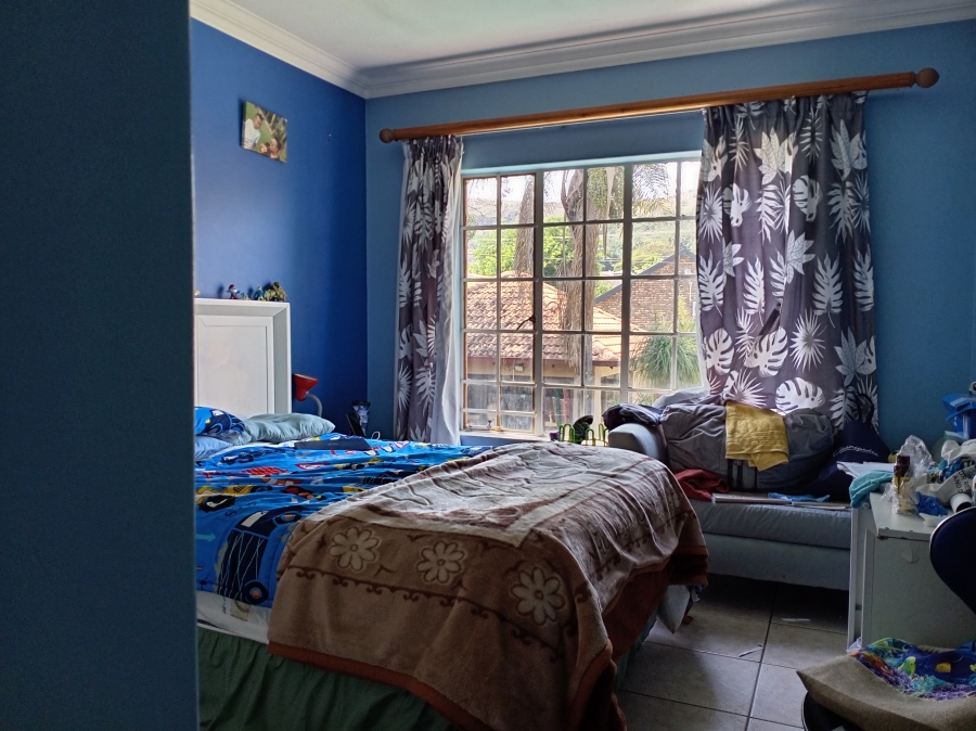 3 Bedroom Property for Sale in Mountain View Gauteng