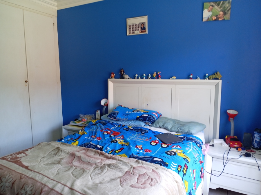 3 Bedroom Property for Sale in Mountain View Gauteng