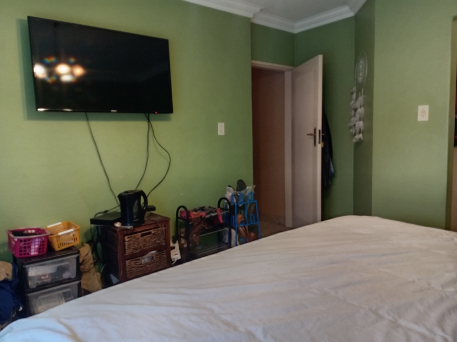 3 Bedroom Property for Sale in Mountain View Gauteng