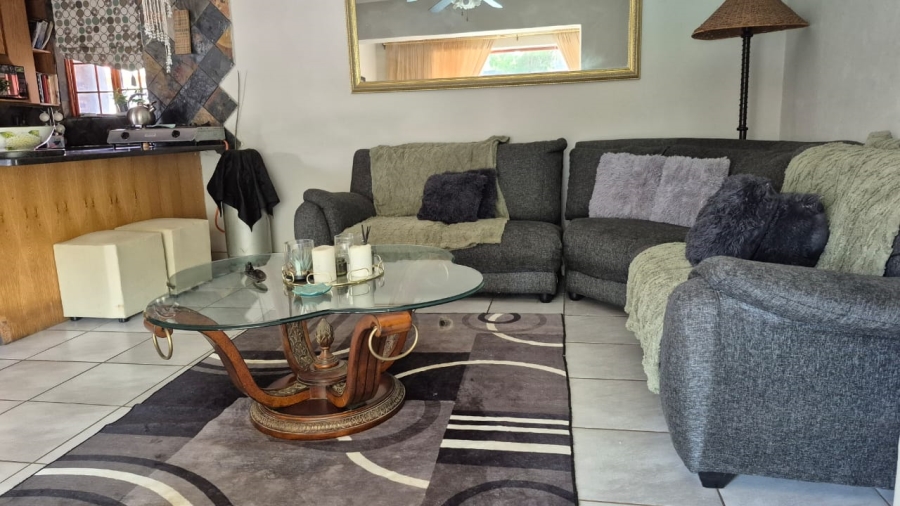 3 Bedroom Property for Sale in Crystal Park Gauteng