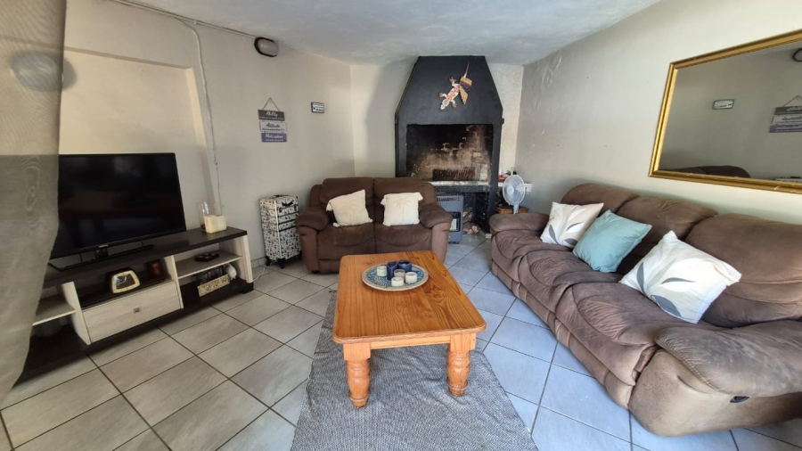 3 Bedroom Property for Sale in Crystal Park Gauteng