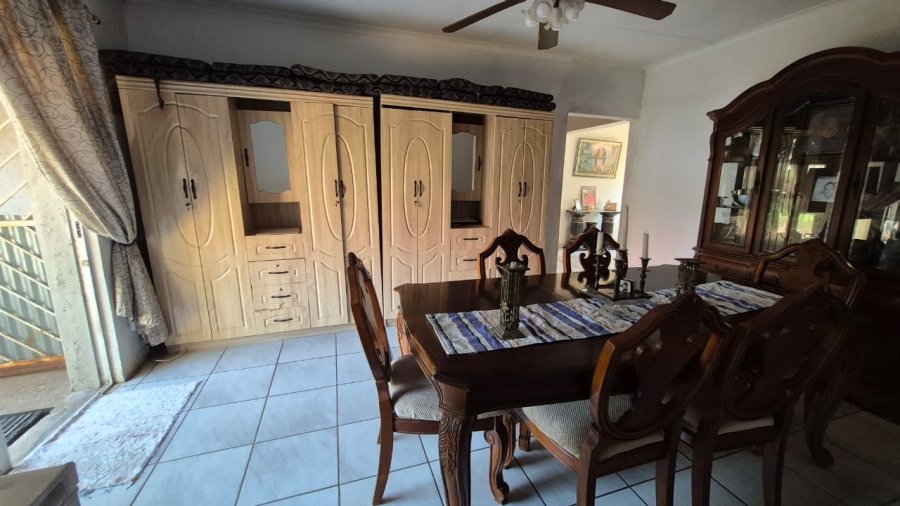 3 Bedroom Property for Sale in Crystal Park Gauteng