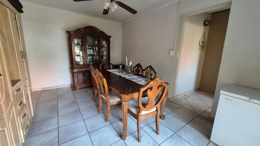 3 Bedroom Property for Sale in Crystal Park Gauteng