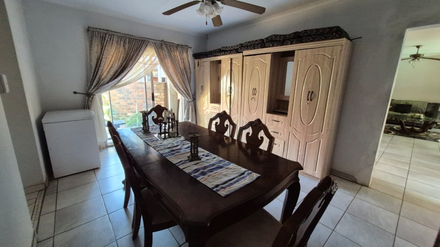 3 Bedroom Property for Sale in Crystal Park Gauteng