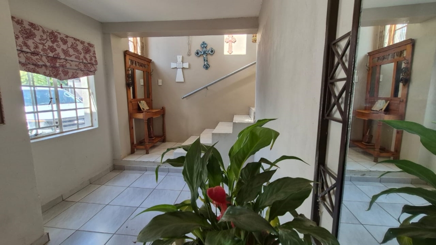 3 Bedroom Property for Sale in Crystal Park Gauteng