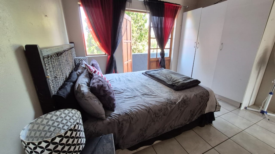 3 Bedroom Property for Sale in Crystal Park Gauteng
