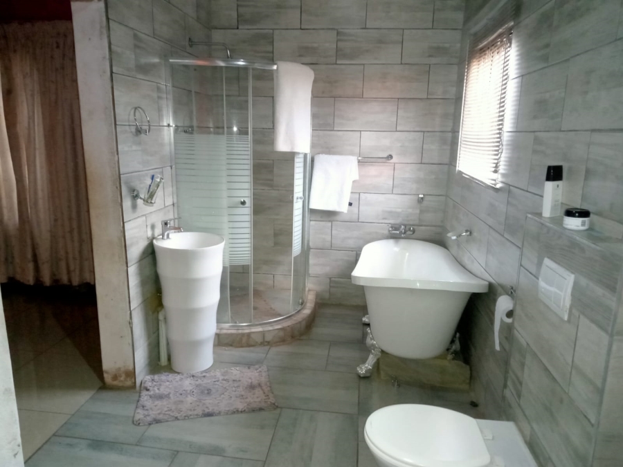 3 Bedroom Property for Sale in Soshanguve East Gauteng