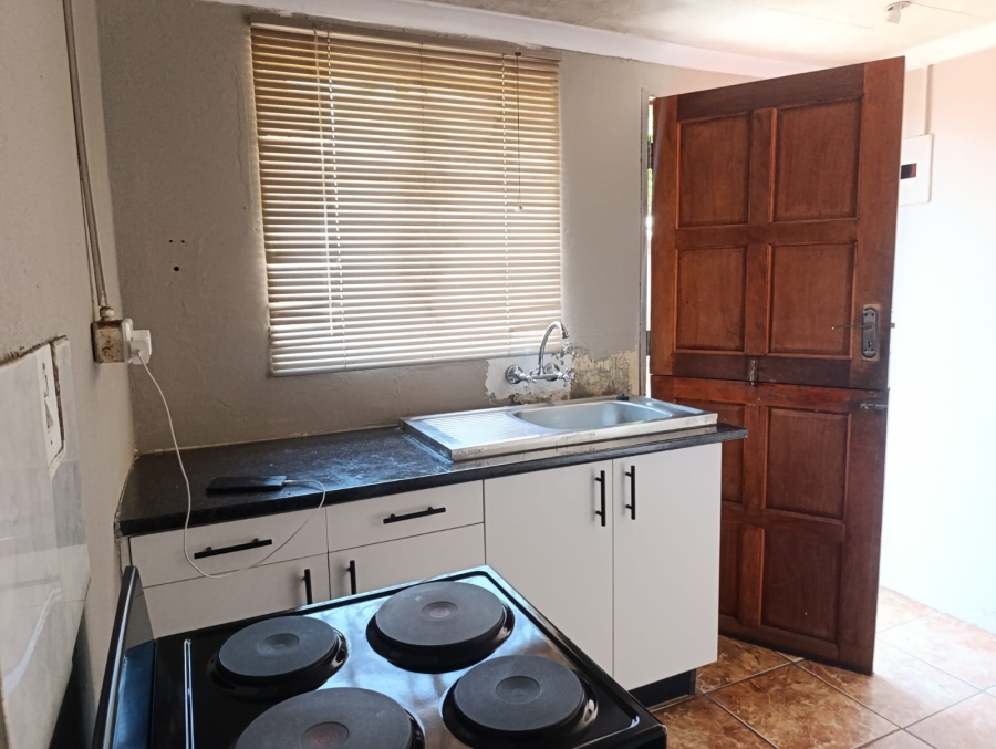 2 Bedroom Property for Sale in Soshanguve G Gauteng