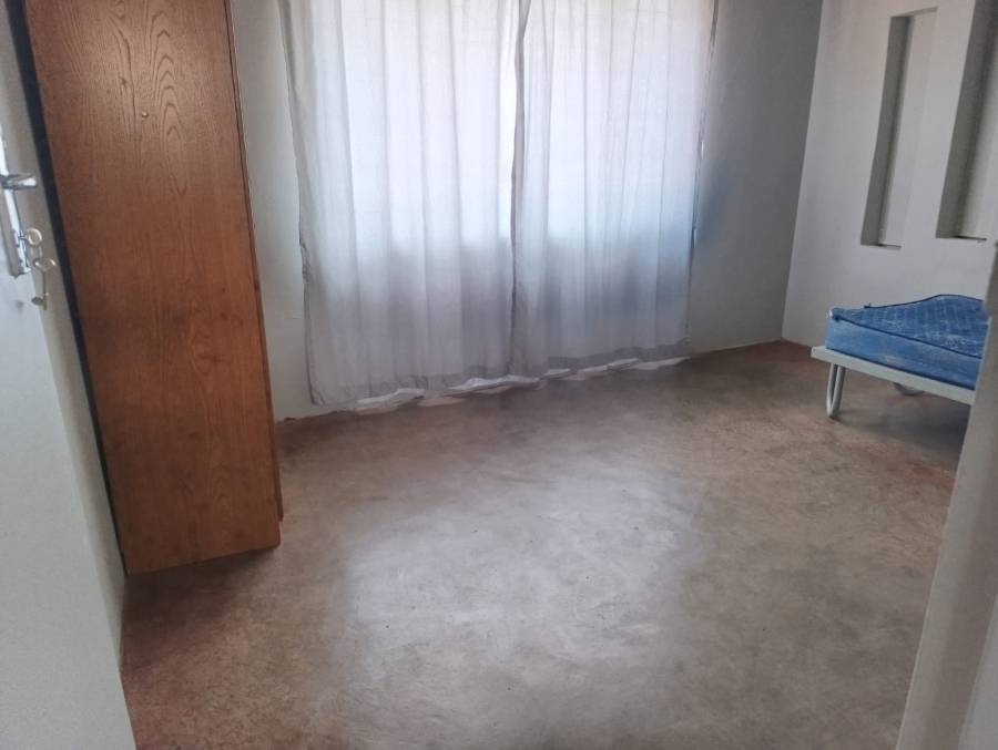 2 Bedroom Property for Sale in Soshanguve G Gauteng