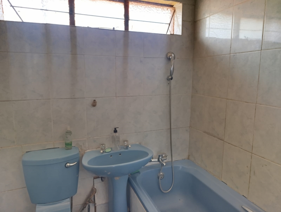 2 Bedroom Property for Sale in Soshanguve G Gauteng