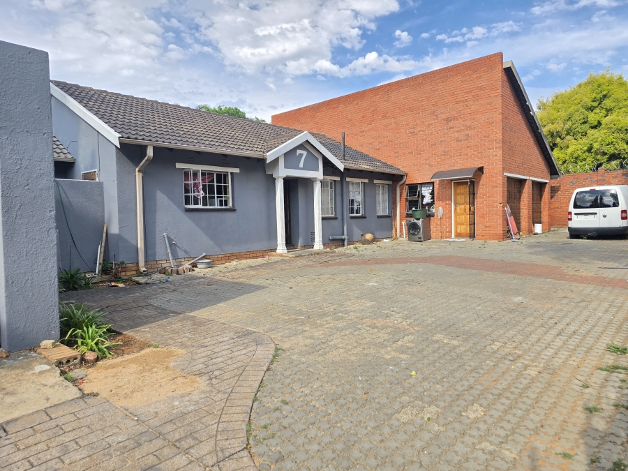 3 Bedroom Property for Sale in Noordwyk Gauteng