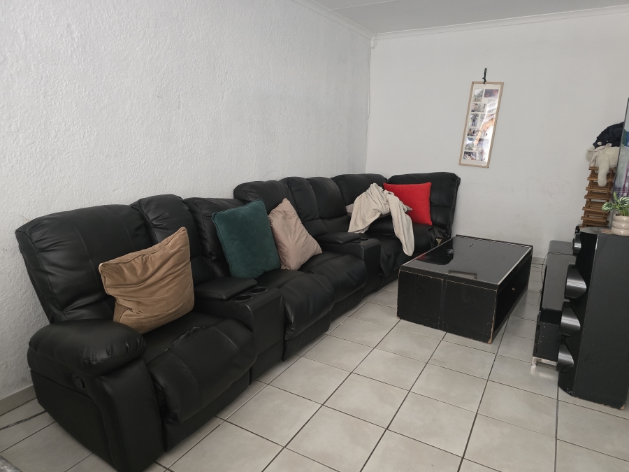 3 Bedroom Property for Sale in Noordwyk Gauteng