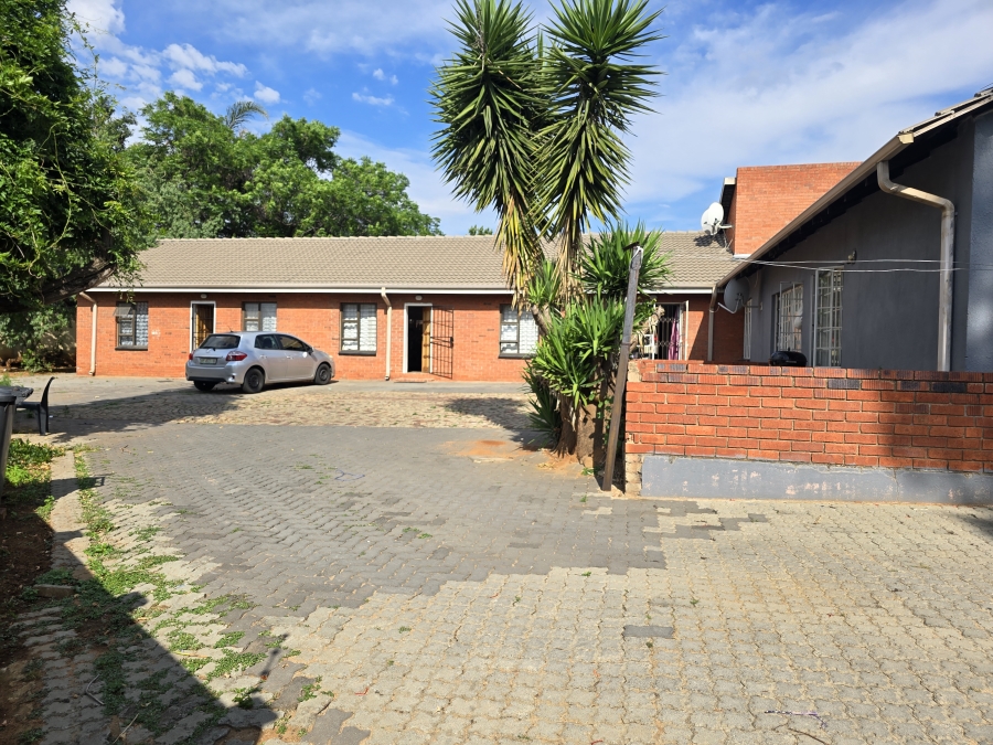 3 Bedroom Property for Sale in Noordwyk Gauteng