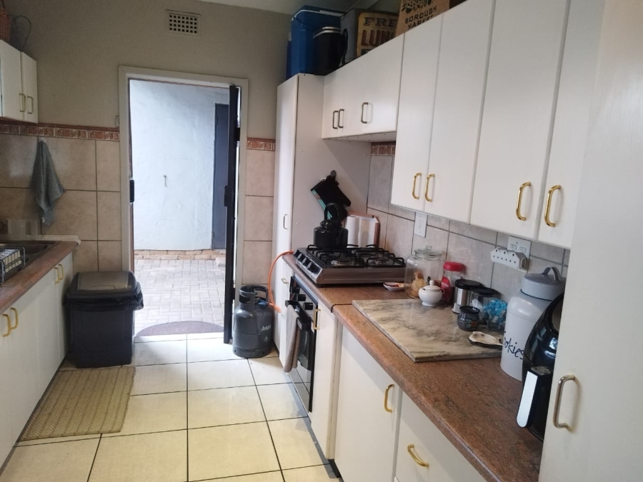 3 Bedroom Property for Sale in Bonaero Park Gauteng